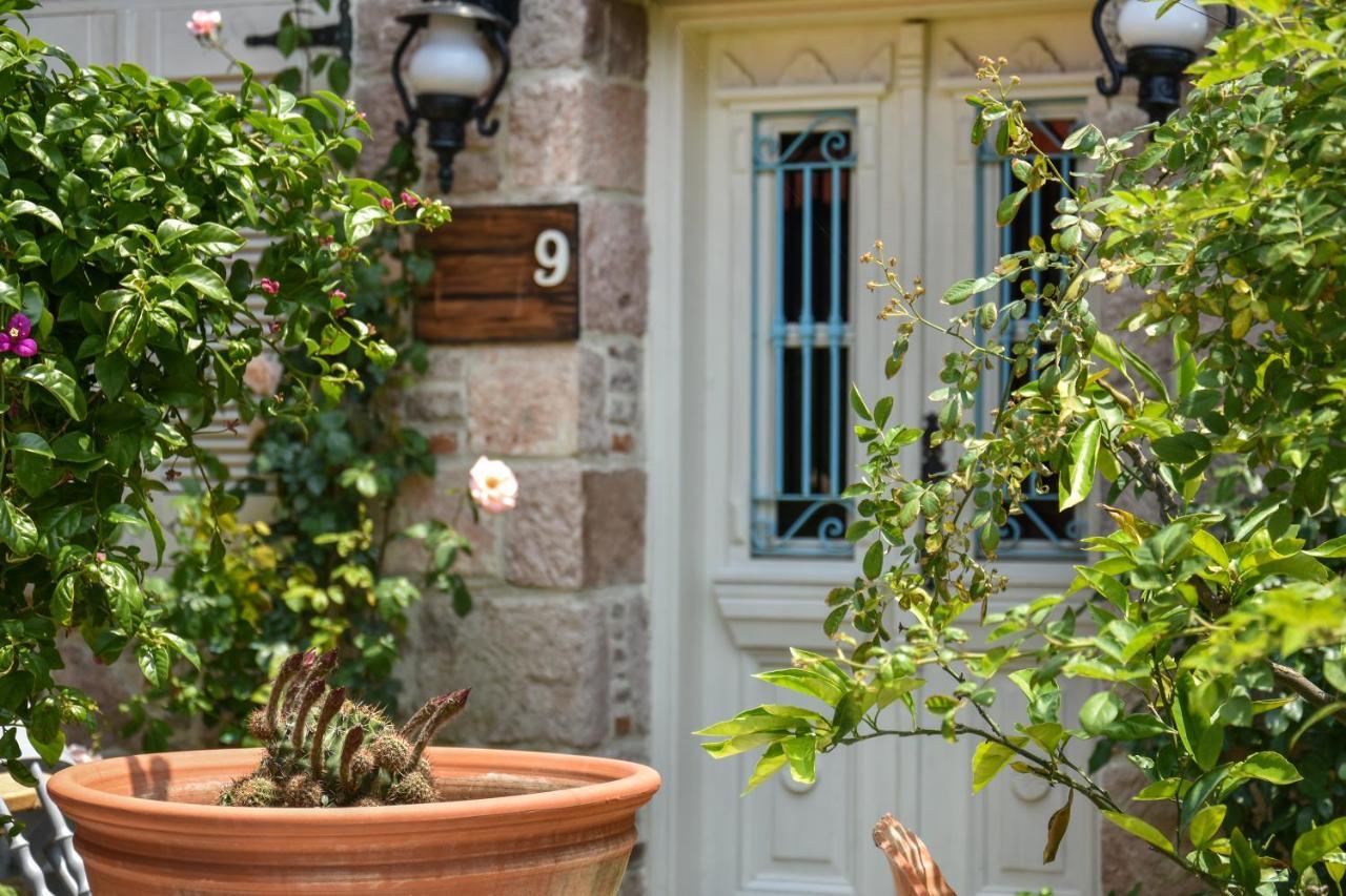 Lunaria Guest House Ayvalı Eksteriør billede